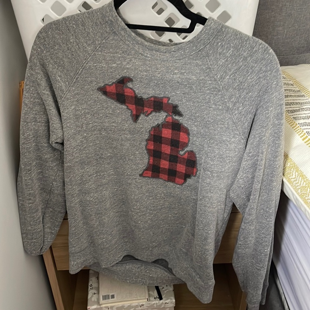Michigan crewneck sweatshirt size small